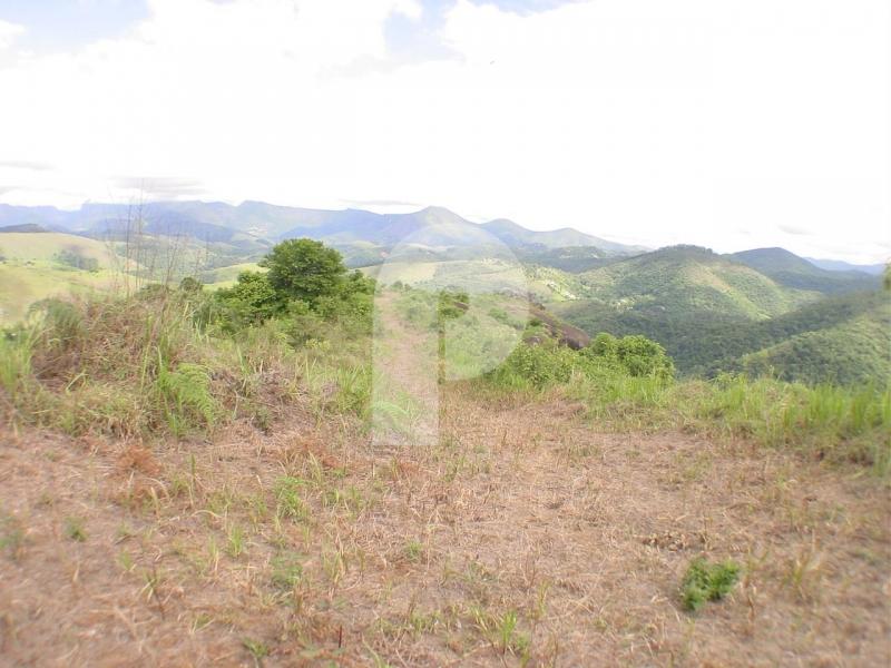 Foto-Imovel-ID002230No0001-terreno-residencial-itaipava-petropolis-.JPG