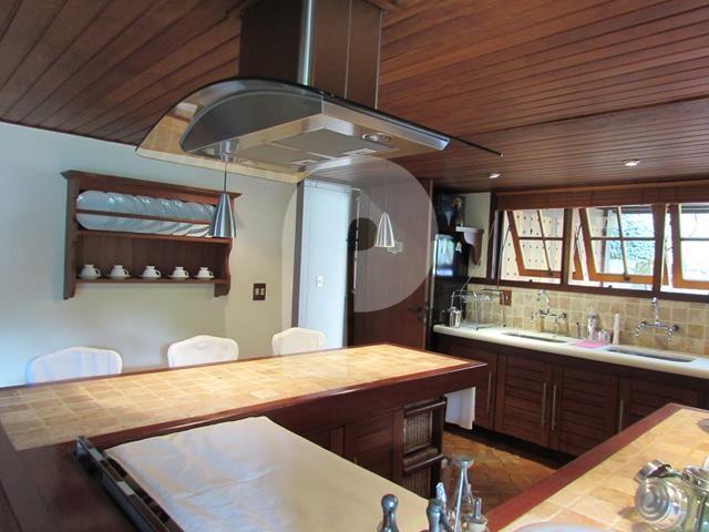 Foto-Imovel-ID008000No0009-chale--petropolis-.JPG