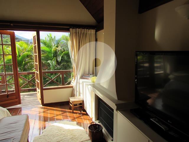Foto-Imovel-ID008000No0015-chale--petropolis-.JPG