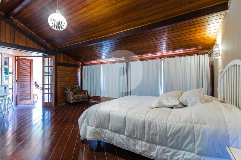 Foto-Imovel-ID100904No0021-casa--petropolis--154352.jpg