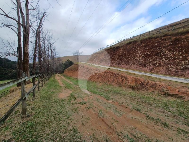 Foto-Imovel-ID102173No0025-fazenda--petropolis--17231466371212.jpeg