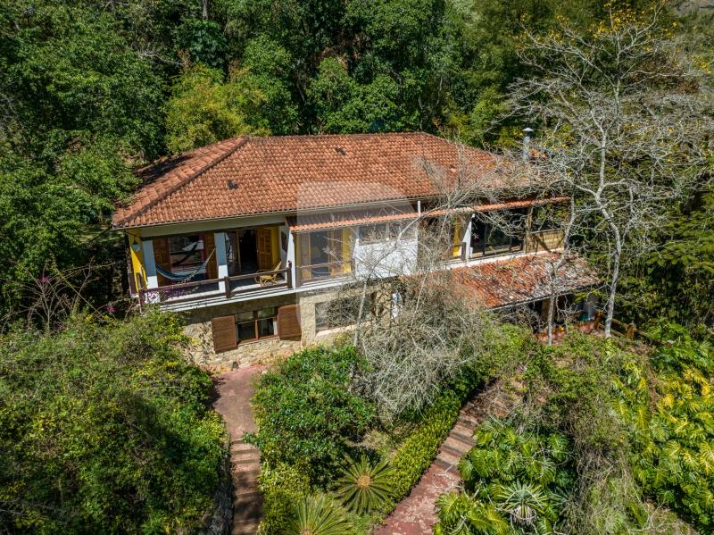 Casa - Petrópolis, Corrêas