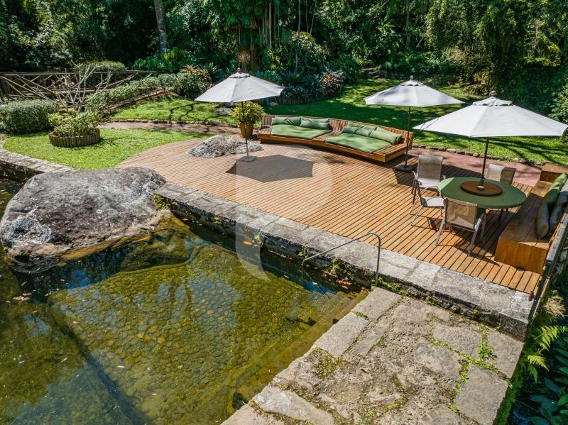 Casa - Petrópolis, Corrêas