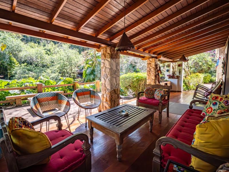 Casa - Petrópolis, Corrêas