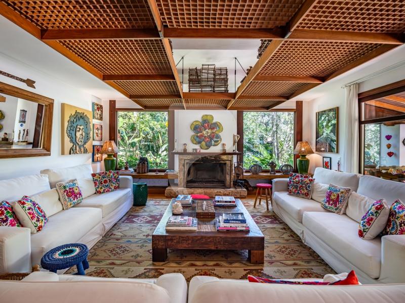 Casa - Petrópolis, Corrêas