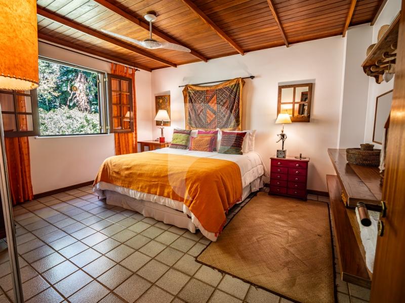 Casa - Petrópolis, Corrêas