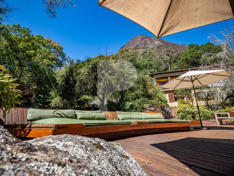 Casa - Petrópolis, Corrêas