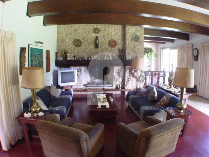 Casa - Petrópolis, Corrêas