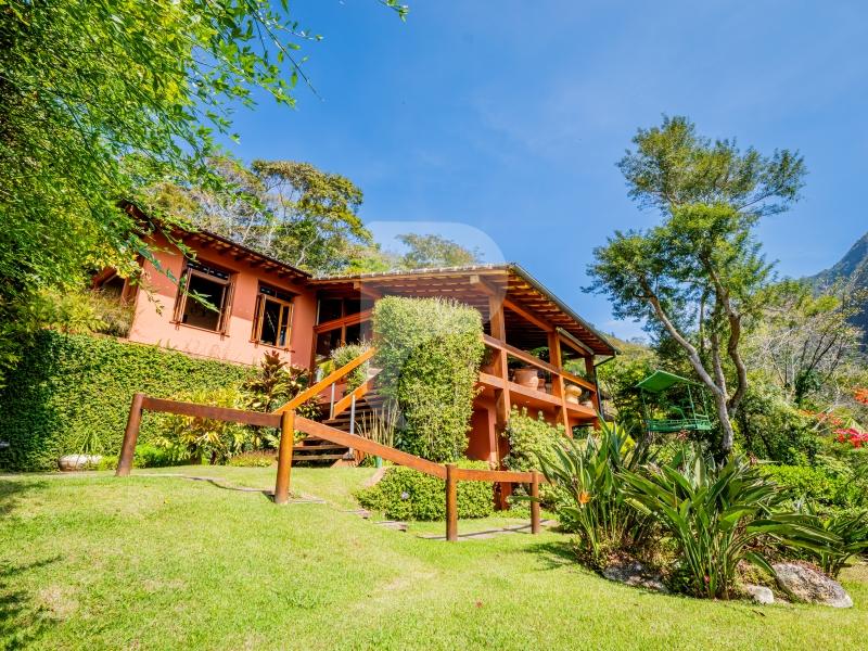 Casa - Petrópolis, Araras