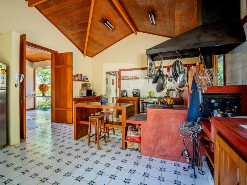 Casa - Petrópolis, Araras