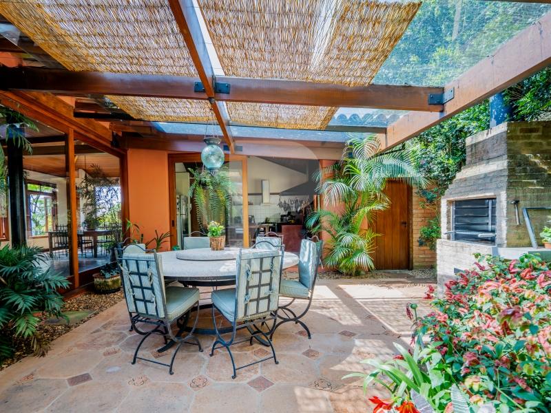 Casa - Petrópolis, Araras