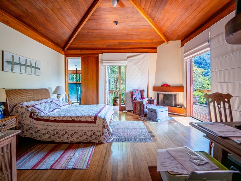 Casa - Petrópolis, Araras