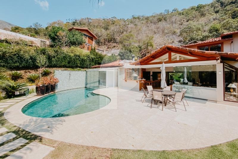 Casa - Petrópolis, Araras
