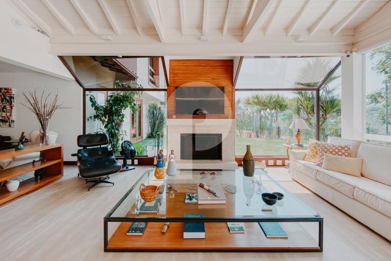 Casa - Petrópolis, Araras