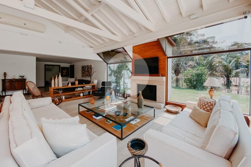 Casa - Petrópolis, Araras