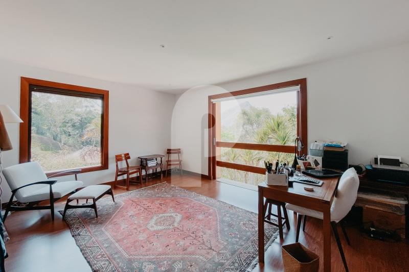 Casa - Petrópolis, Araras