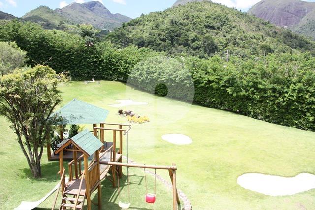 Casa - Petrópolis, Araras