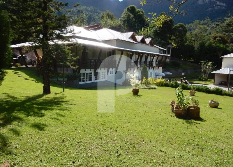 Casa - Petrópolis, Araras