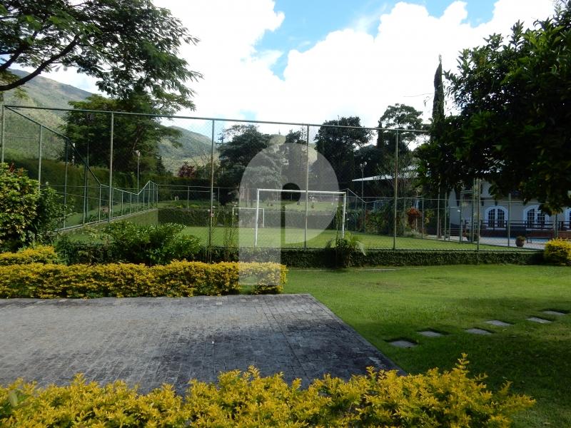 Casa - Petrópolis, Araras