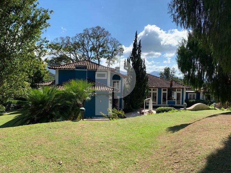 Casa - Petrópolis, Araras