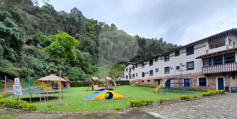 Studio - Petrópolis, Corrêas