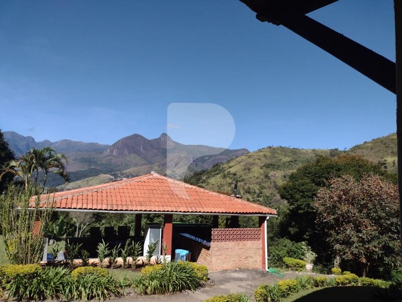 Studio - Petrópolis, Corrêas