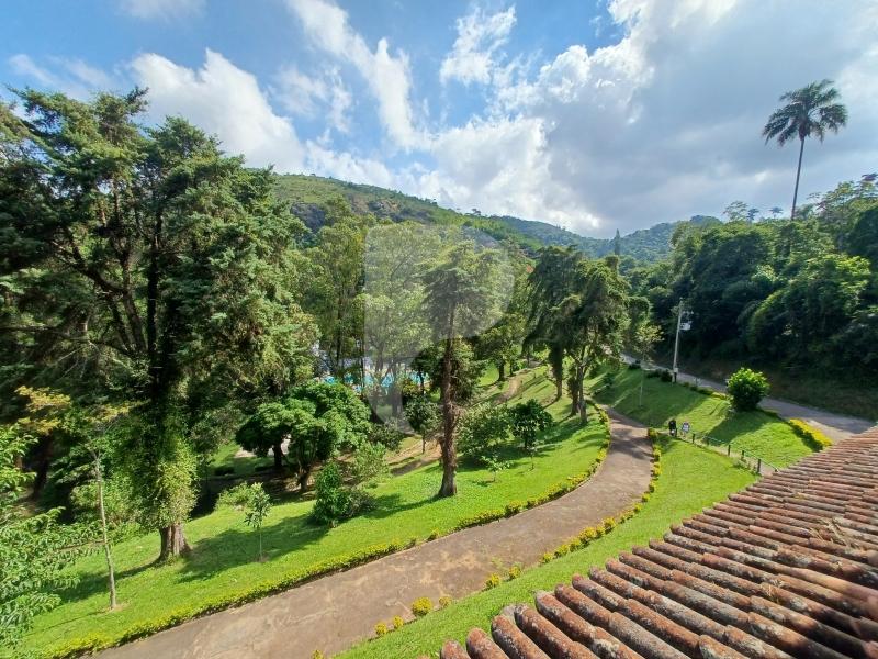 Studio - Petrópolis, Corrêas