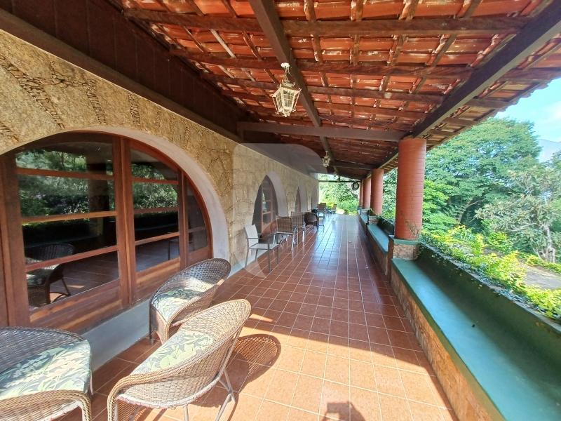 Studio - Petrópolis, Corrêas