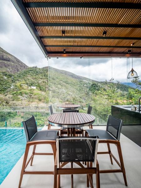 Casa - Petrópolis, Araras