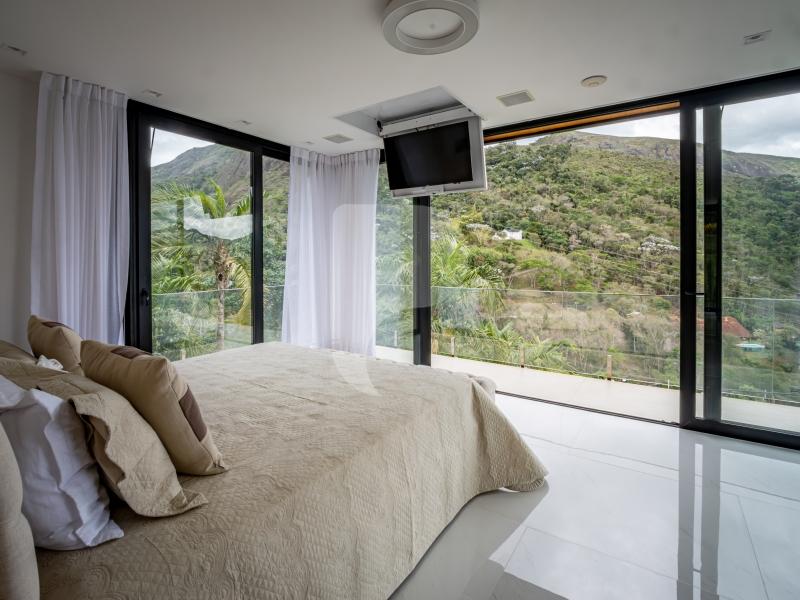 Casa - Petrópolis, Araras
