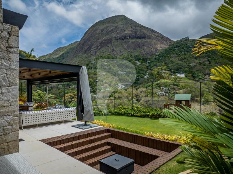 Casa - Petrópolis, Araras