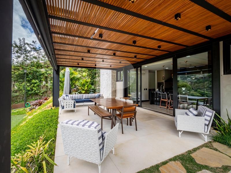 Casa - Petrópolis, Araras