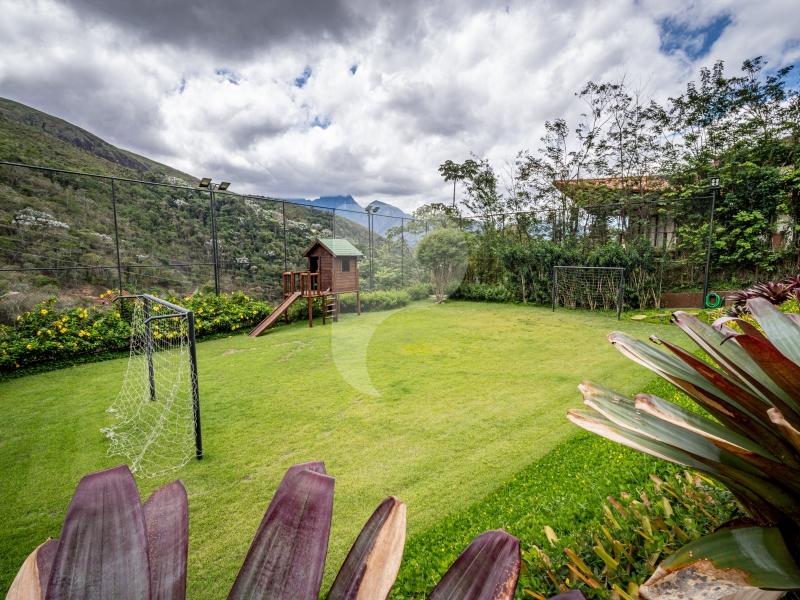 Casa - Petrópolis, Araras