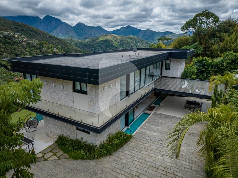 Casa - Petrópolis, Araras