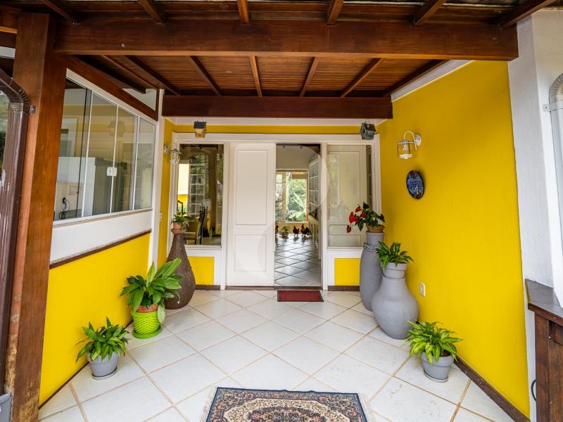 Casa - Petrópolis, Araras