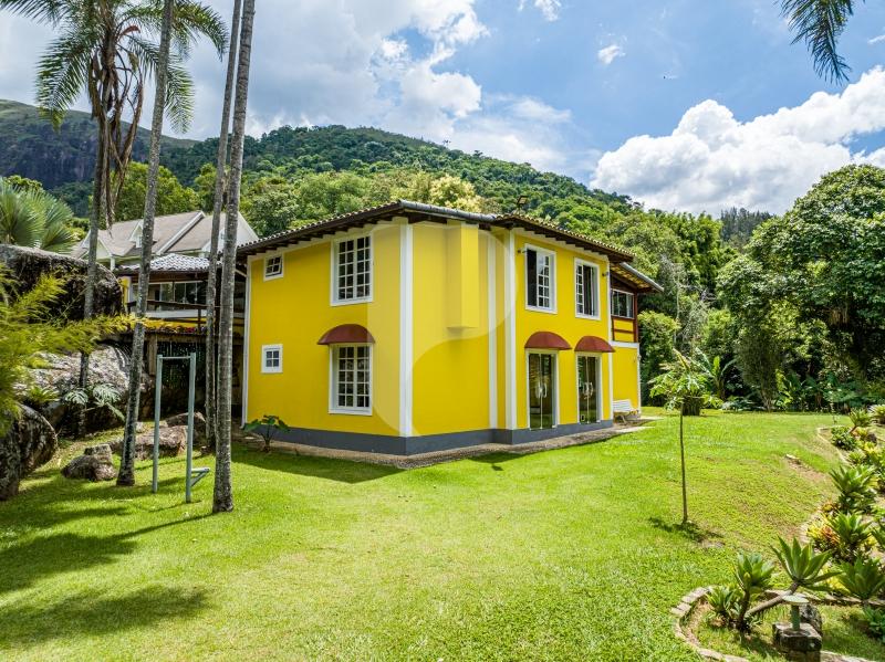 Casa - Petrópolis, Araras