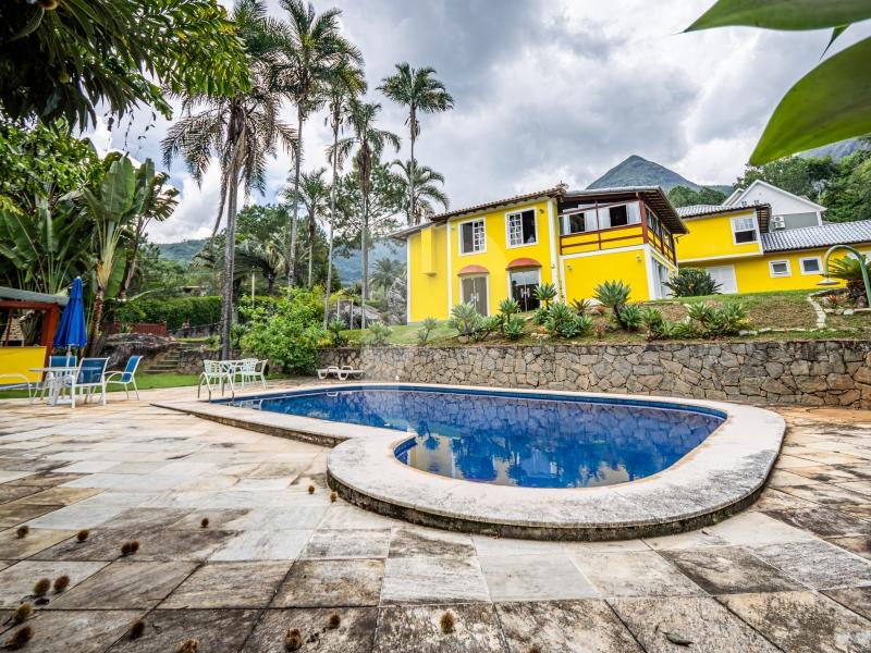 Casa - Petrópolis, Araras