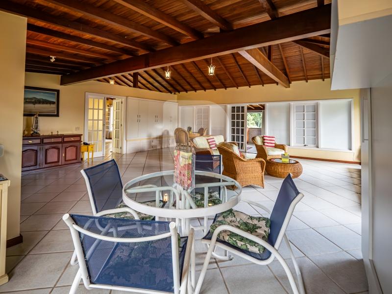 Casa - Petrópolis, Araras