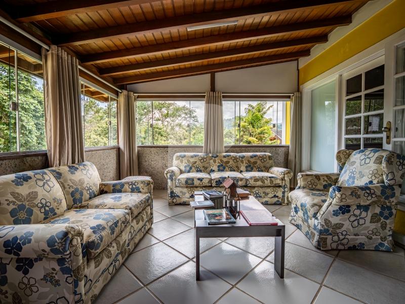 Casa - Petrópolis, Araras
