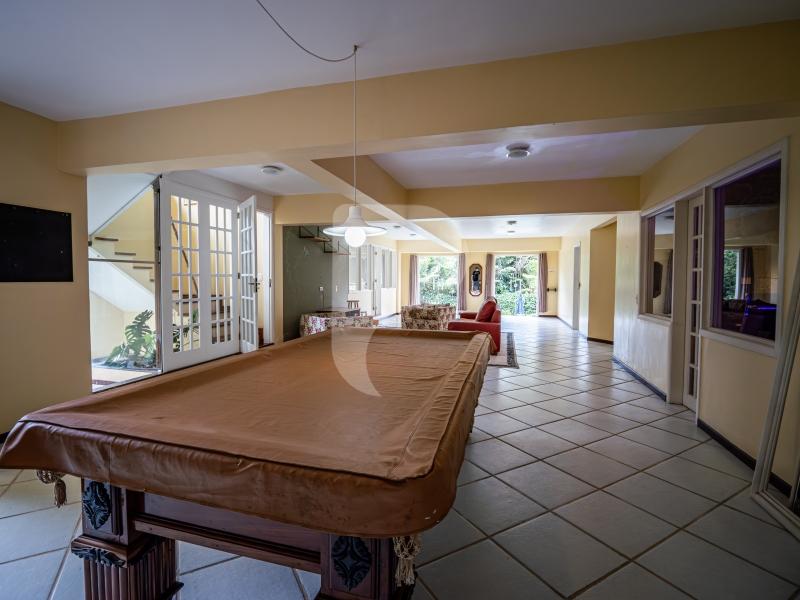 Casa - Petrópolis, Araras