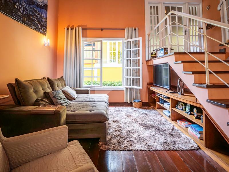Casa - Petrópolis, Araras