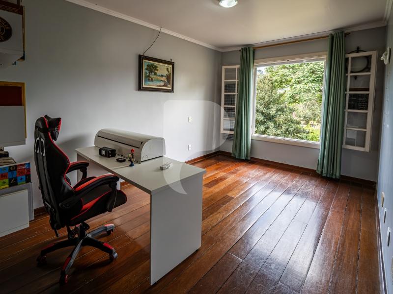 Casa - Petrópolis, Araras