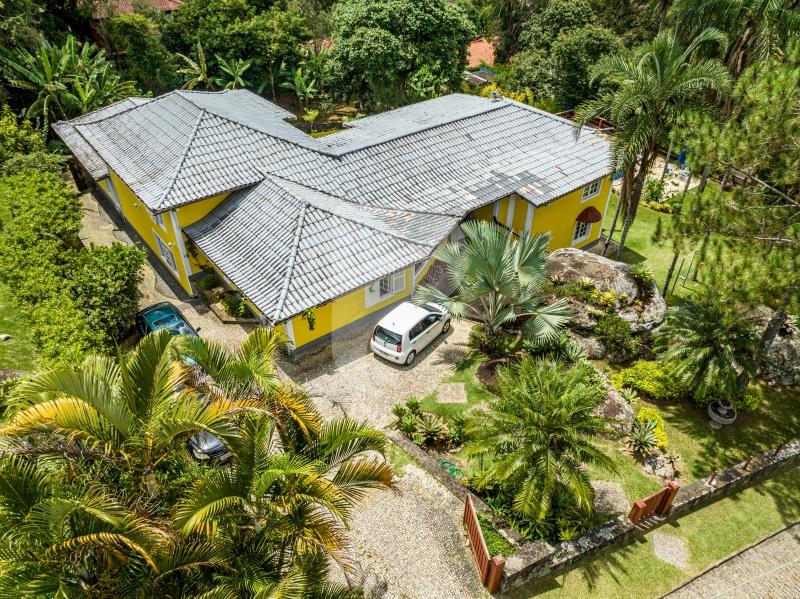 Casa - Petrópolis, Araras