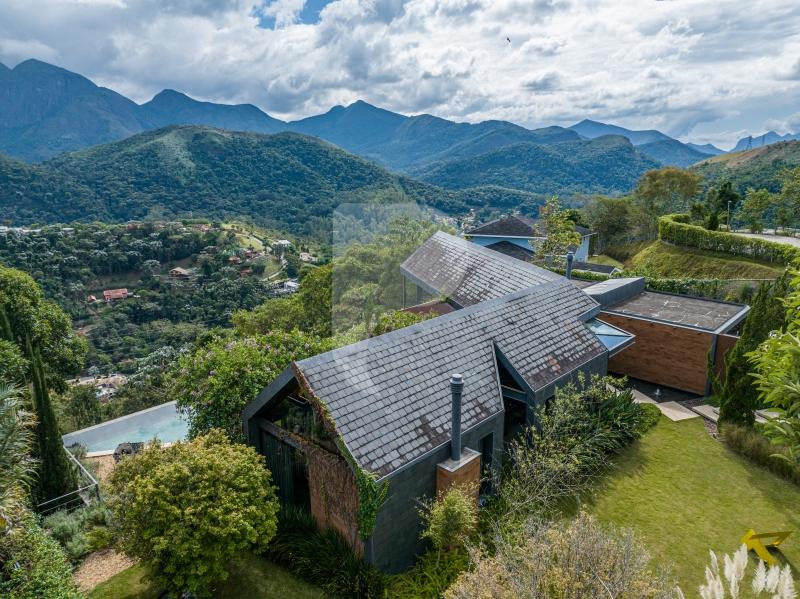 Casa - Petrópolis, Araras