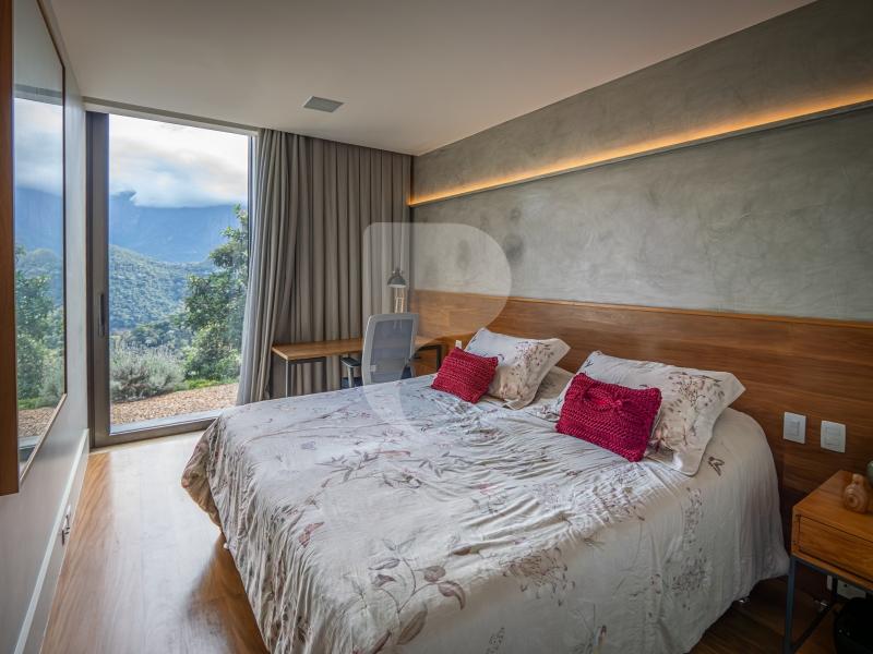 Casa - Petrópolis, Araras