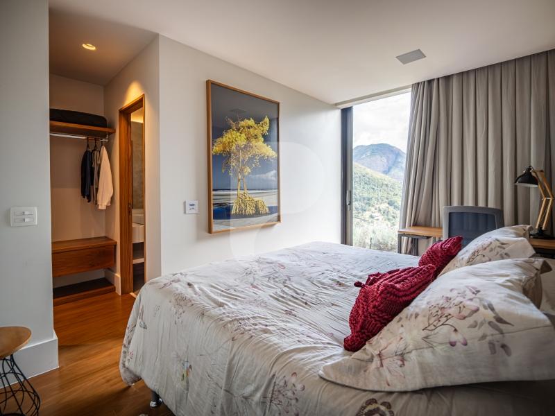 Casa - Petrópolis, Araras