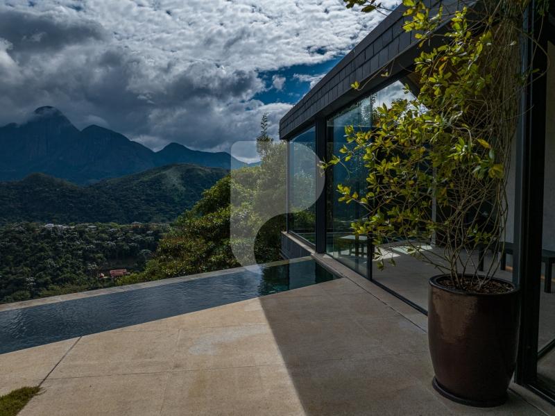 Casa - Petrópolis, Araras