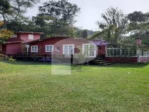 Casa - Petrópolis, Araras