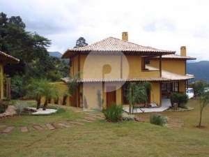 Casa - Petrópolis, Araras