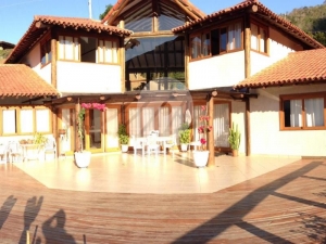 Casa - Petrópolis, Araras